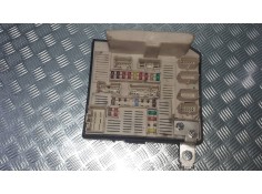 Recambio de caja reles / fusibles para renault kangoo dynamique referencia OEM IAM 8200451802 519220016 9601313070