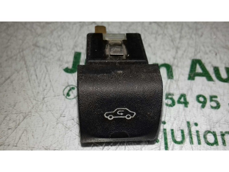 Recambio de interruptor para opel vectra b berlina básico referencia OEM IAM 90457320 501566 RECICLADO AIRE