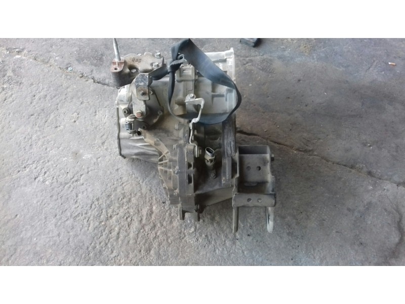 Recambio de caja cambios para chevrolet lacetti cdx referencia OEM IAM BF004402  