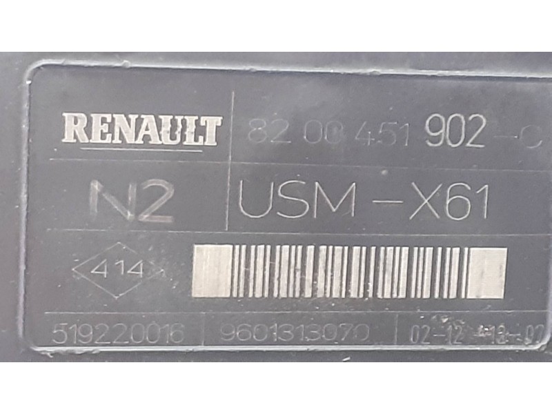 Recambio de caja reles / fusibles para renault kangoo dynamique referencia OEM IAM 8200451802 519220016 9601313070