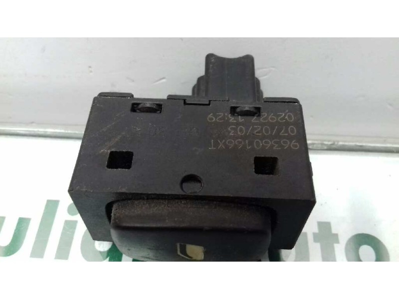 Recambio de mando elevalunas trasero derecho para peugeot 307 (s1) xr referencia OEM IAM 96360166XT 029271329 