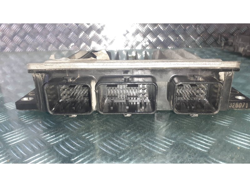 Recambio de centralita motor uce para renault kangoo dynamique referencia OEM IAM 8200399038 8200013185 KIT - DELPHI