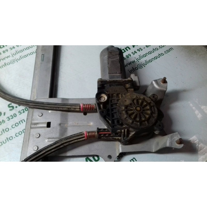 Recambio de elevalunas delantero derecho para citroen xsara picasso 2.0 hdi sx referencia OEM IAM 0130821762  ELECTRICO