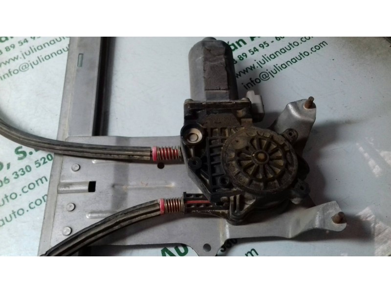 Recambio de elevalunas delantero derecho para citroen xsara picasso 2.0 hdi sx referencia OEM IAM 0130821762  ELECTRICO