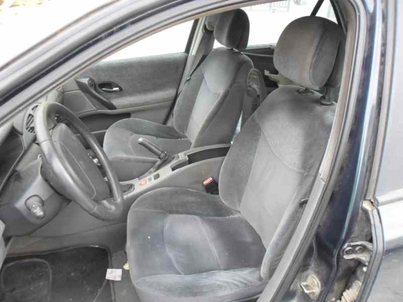 renault laguna ii (bg0) del año 2002