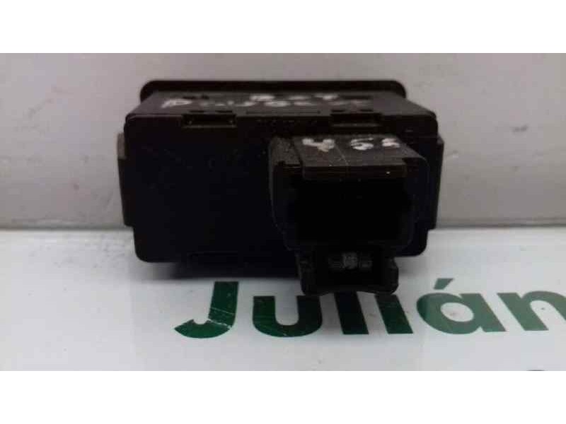 Recambio de mando elevalunas trasero derecho para peugeot 807 st pack referencia OEM IAM 14889170XT 056612223 