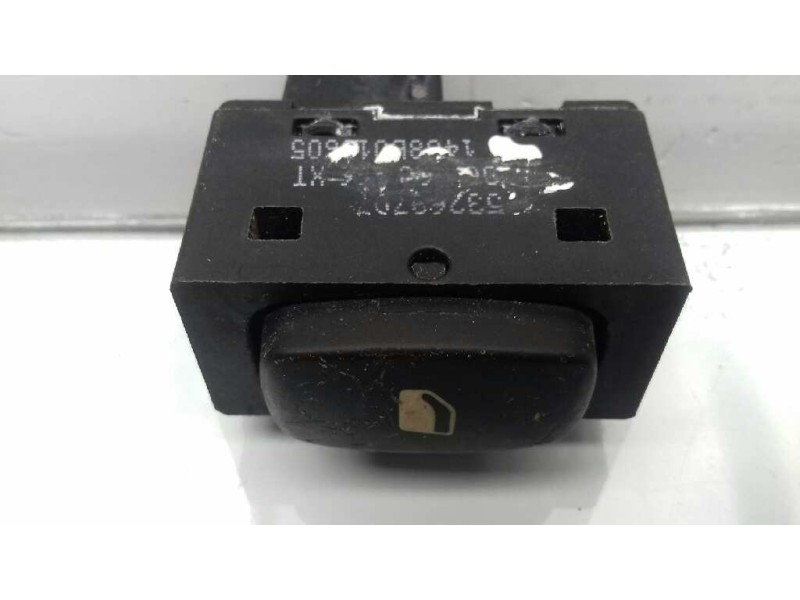 Recambio de mando elevalunas trasero derecho para peugeot 407 sw st confort referencia OEM IAM   