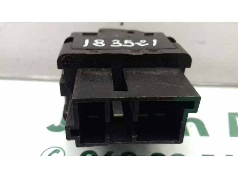 Recambio de mando elevalunas delantero izquierdo para peugeot 307 (s1) referencia OEM IAM M5076  