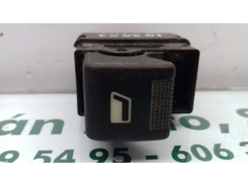 Recambio de mando elevalunas trasero izquierdo para peugeot 406 berlina (s1/s2) srdt referencia OEM IAM   