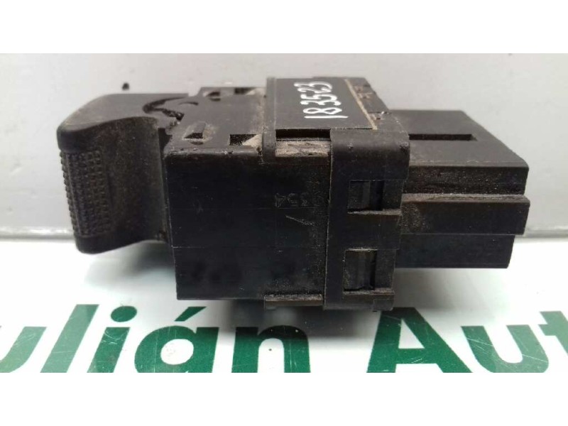 Recambio de mando elevalunas trasero izquierdo para peugeot 406 berlina (s1/s2) srdt referencia OEM IAM   