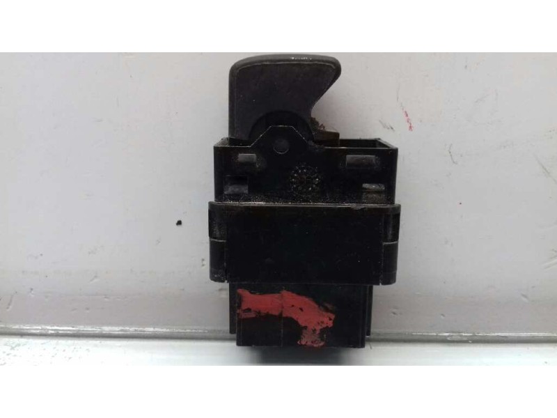 Recambio de mando elevalunas trasero izquierdo para peugeot 406 berlina (s1/s2) srdt referencia OEM IAM   