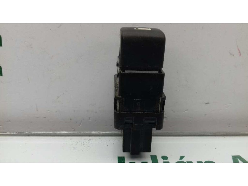 Recambio de mando elevalunas trasero izquierdo para peugeot 406 berlina (s1/s2) srdt referencia OEM IAM   