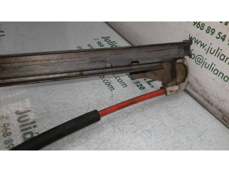 Recambio de elevalunas delantero izquierdo para peugeot 106 (s2) sketch d referencia OEM IAM 400471T1  ELECTRICO