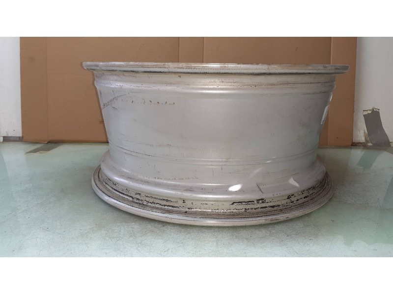 Recambio de llanta para audi a4 ber. (b8) basis referencia OEM IAM 8K0601025CE 75JX17H2 ET45