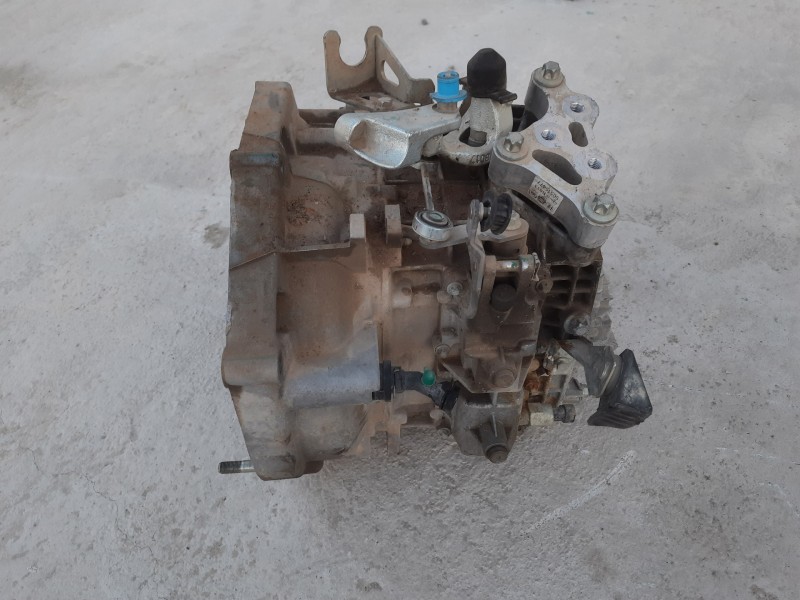 Recambio de caja cambios para fiat 500 l (330) s-design referencia OEM IAM C63563521 2062108 6 VELOCIDADES