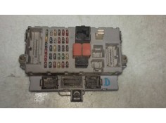 Recambio de caja reles / fusibles para fiat punto berlina (188) 1.2 16v elx referencia OEM IAM 46774358NPL 406626 DELPHI