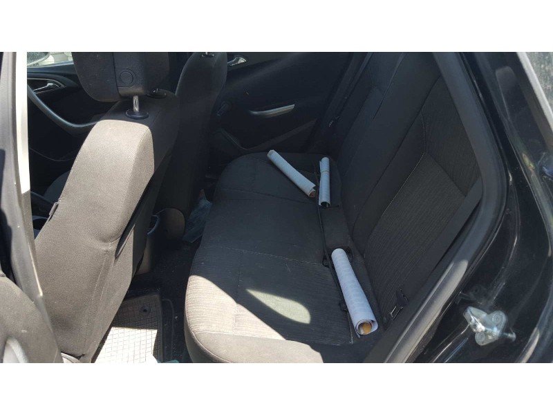 opel astra j lim. del año 2011