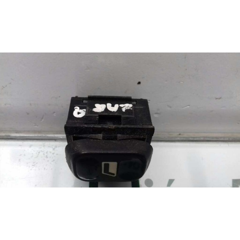 Recambio de mando elevalunas delantero izquierdo para citroen xsara berlina 1.9 d sx referencia OEM IAM M2128  