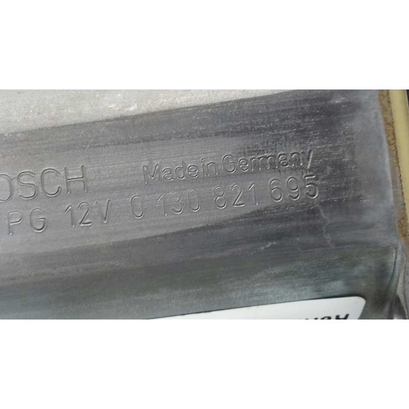 Recambio de motor elevalunas delantero izquierdo para volkswagen passat berlina (3b2) comfortline referencia OEM IAM 0130821695 