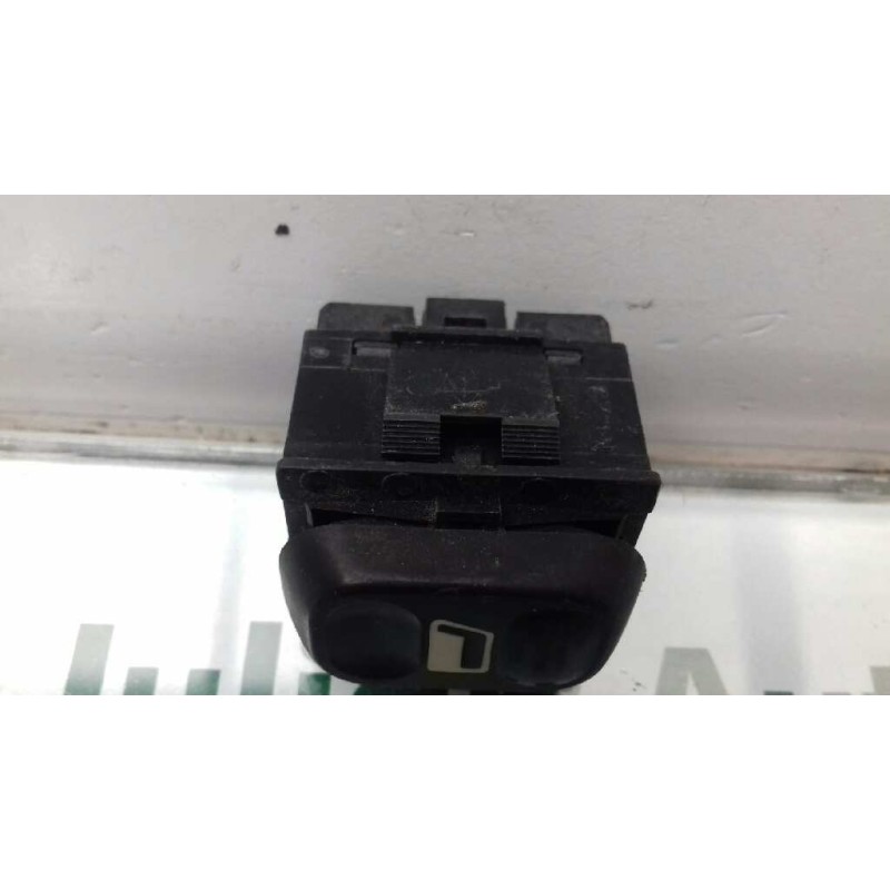 Recambio de mando elevalunas delantero izquierdo para citroen xsara berlina 1.9 d sx referencia OEM IAM M2128  