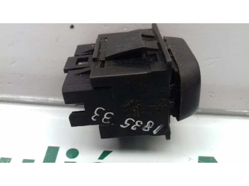 Recambio de mando elevalunas delantero izquierdo para citroen xsara berlina 1.9 d sx referencia OEM IAM M2128  