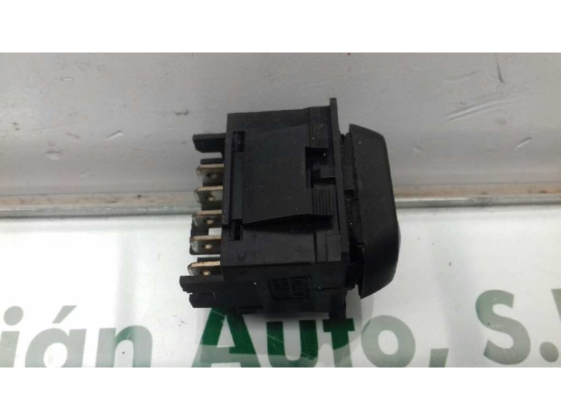 Recambio de mando elevalunas delantero izquierdo para citroen xsara berlina 1.9 d sx referencia OEM IAM M2128  