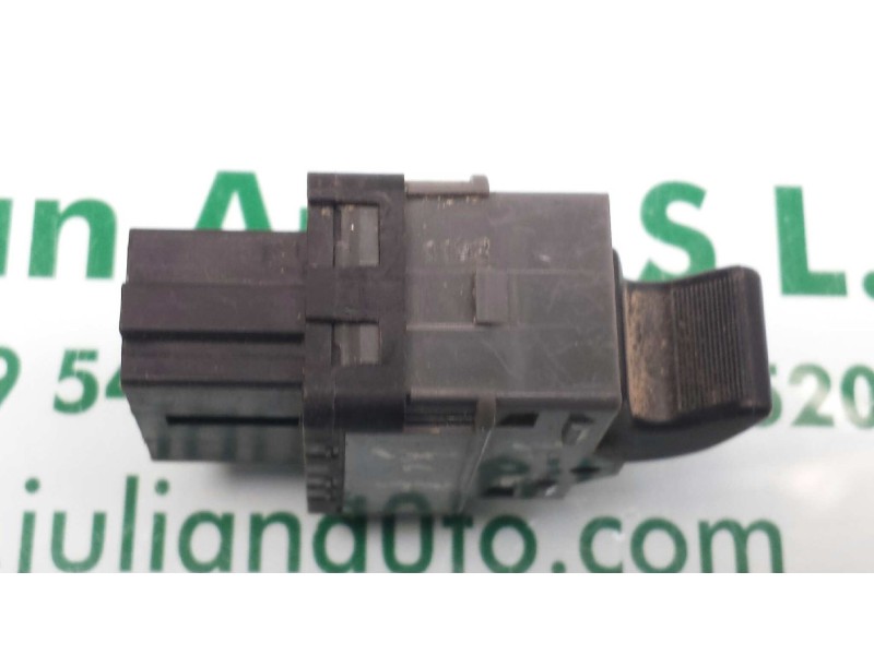 Recambio de mando elevalunas delantero derecho para peugeot 307 break / sw (s1) break xr referencia OEM IAM M8076  