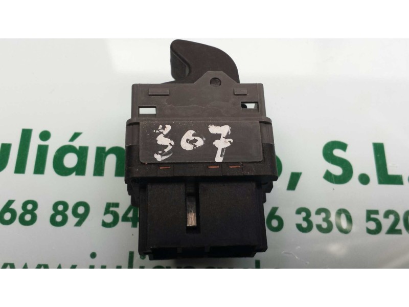 Recambio de mando elevalunas delantero derecho para peugeot 307 break / sw (s1) break xr referencia OEM IAM M8076  