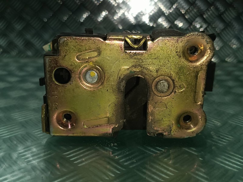 Recambio de cerradura puerta delantera derecha para renault kangoo (f/kc0) authentique referencia OEM IAM   ELECTRICA Recambio de cerradura puerta delantera derecha para renault kangoo (f/kc0) authentique referencia OEM IAM   ELECTRICA