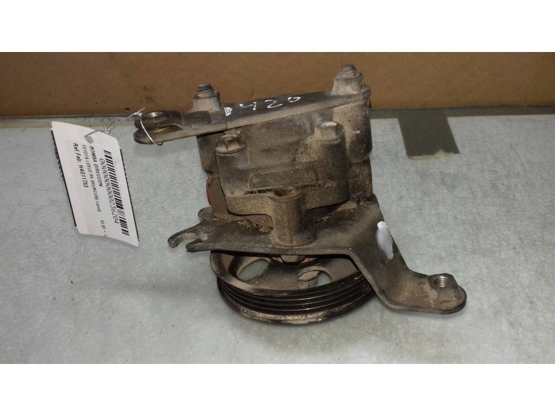 Recambio de bomba direccion para toyota lexus rx 300 (mcu35) luxury referencia OEM IAM H4G11793  