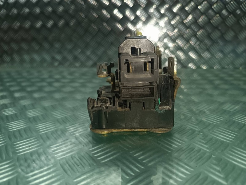 Recambio de cerradura puerta delantera derecha para renault kangoo (f/kc0) authentique referencia OEM IAM   ELECTRICA Recambio de cerradura puerta delantera derecha para renault kangoo (f/kc0) authentique referencia OEM IAM   ELECTRICA