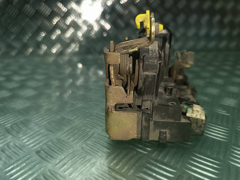 Recambio de cerradura puerta delantera derecha para renault kangoo (f/kc0) authentique referencia OEM IAM   ELECTRICA Recambio de cerradura puerta delantera derecha para renault kangoo (f/kc0) authentique referencia OEM IAM   ELECTRICA