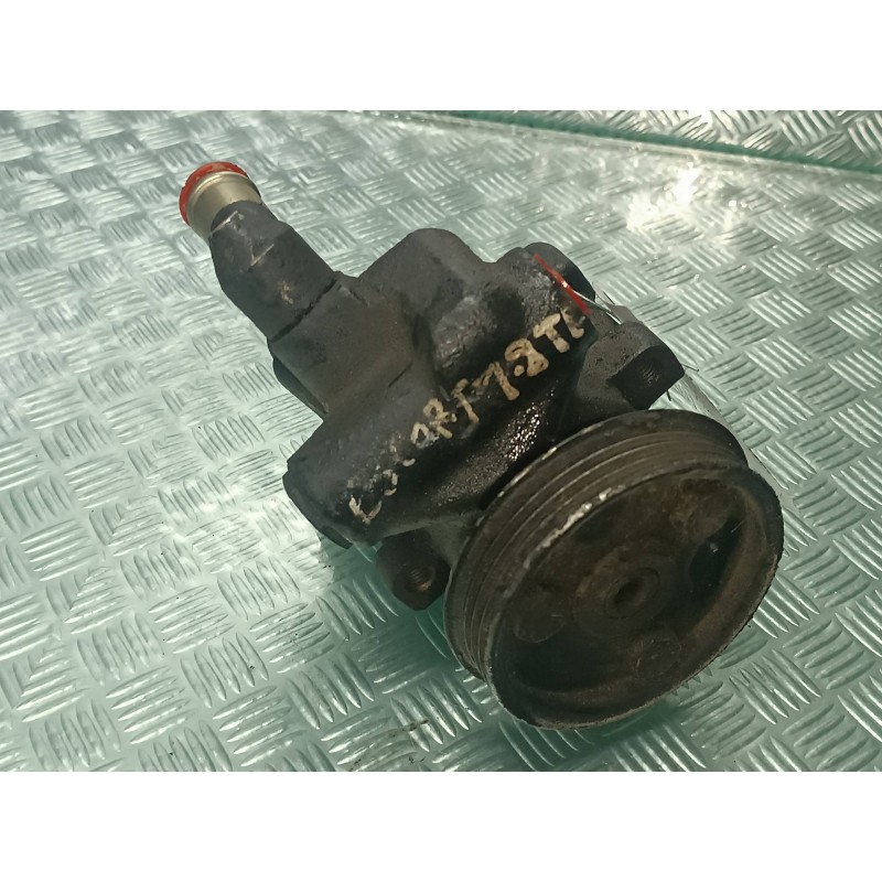 Recambio de bomba direccion para ford escort berl./turnier ghia berlina referencia OEM IAM 94FF3A733AA  