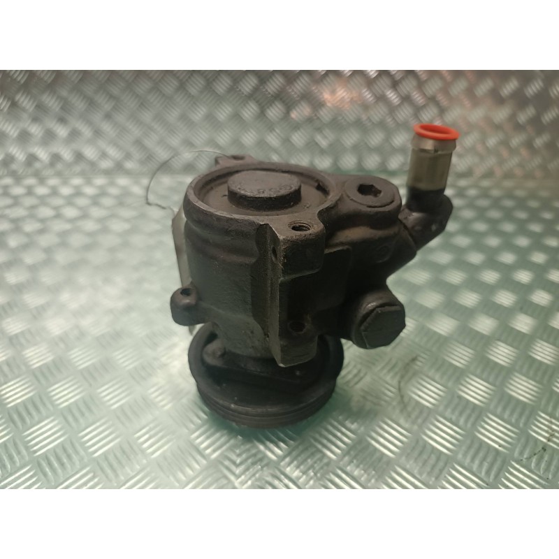 Recambio de bomba direccion para ford escort berl./turnier ghia berlina referencia OEM IAM 94FF3A733AA  