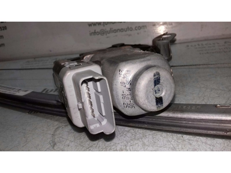 Recambio de elevalunas delantero izquierdo para citroen c3 1.4 vivace referencia OEM IAM 96827 401786AB ELECTRICO
