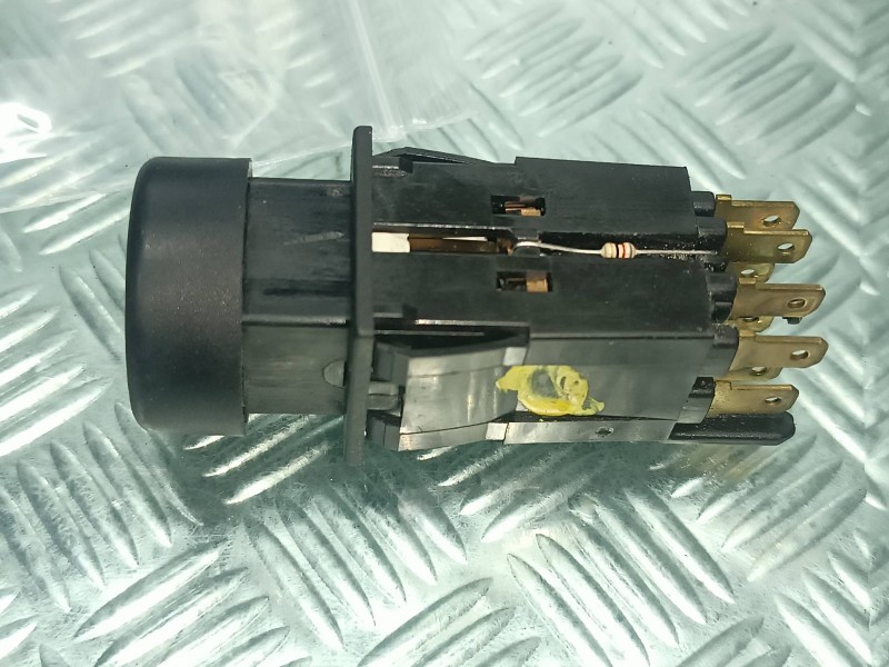 Recambio de warning para peugeot 205 berlina xad / xad multi referencia OEM IAM 17K6  