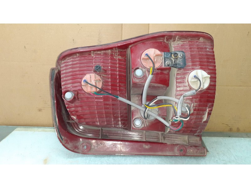 Recambio de piloto trasero izquierdo para kia carnival ii 2.9 crdi cat referencia OEM IAM   SIN CONECTOR