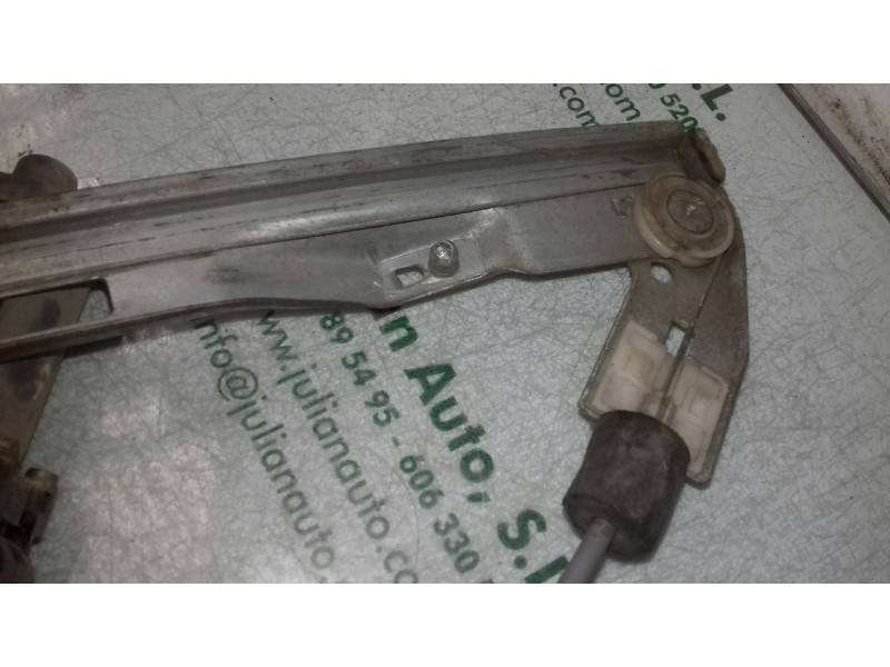 Recambio de elevalunas delantero derecho para peugeot 206 berlina x-line referencia OEM IAM 10924059 2 PINES ELECTRICO