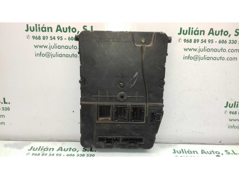 Recambio de centralita motor uce para renault scenic ii emotion referencia OEM IAM 8200804775 S122326113A KIT - SIEMENS