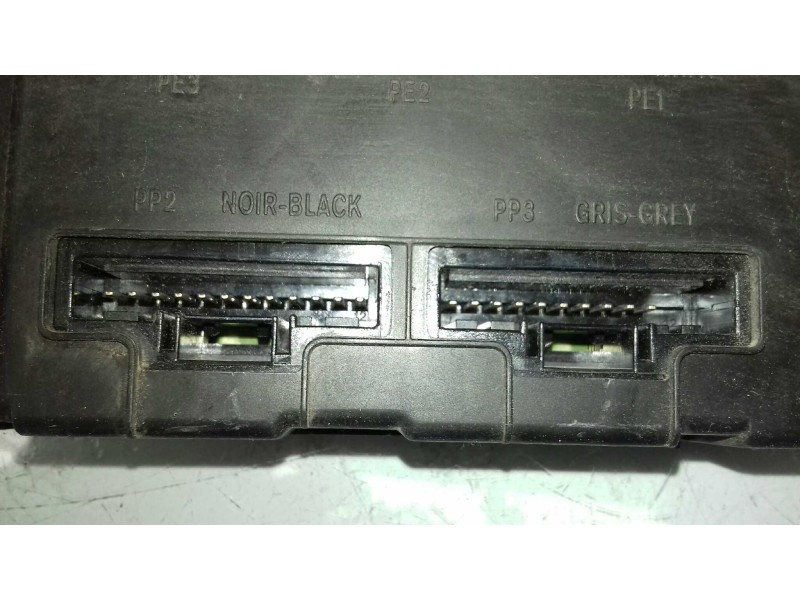 Recambio de centralita motor uce para renault scenic ii emotion referencia OEM IAM 8200804775 S122326113A KIT - SIEMENS