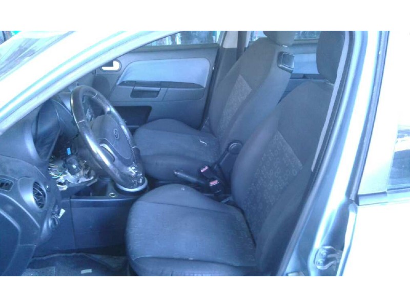 ford fusion (cbk) del año 2004