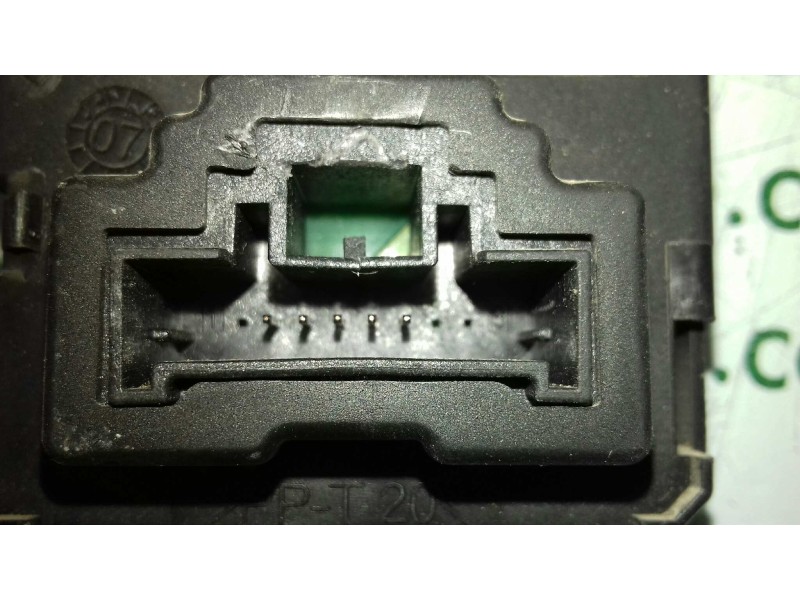 Recambio de centralita motor uce para renault scenic ii emotion referencia OEM IAM 8200804775 S122326113A KIT - SIEMENS