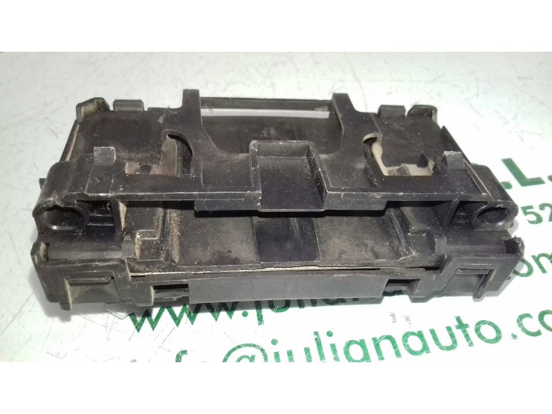 Recambio de centralita motor uce para renault scenic ii emotion referencia OEM IAM 8200804775 S122326113A KIT - SIEMENS