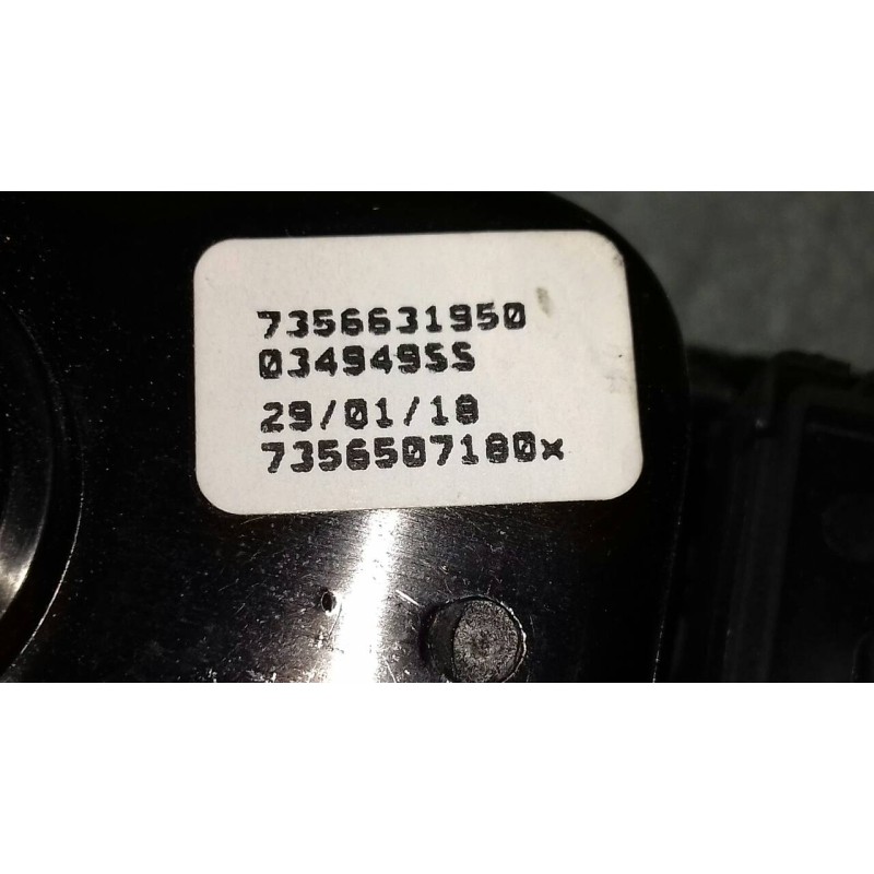 Recambio de mando elevalunas delantero izquierdo para fiat 500 l (330) s-design referencia OEM IAM 7356631950 03494955 735650748