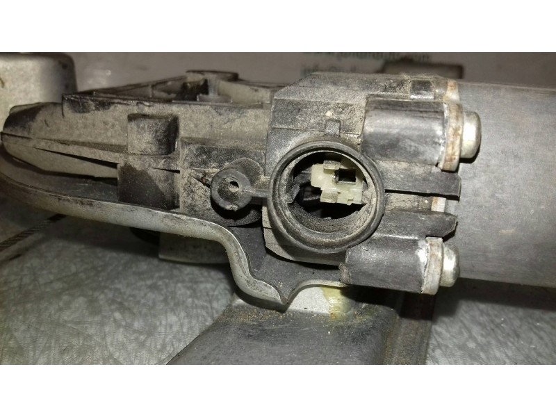 Recambio de elevalunas trasero izquierdo para renault clio iii authentique referencia OEM IAM 8200291153 981285200 ELECTRICO