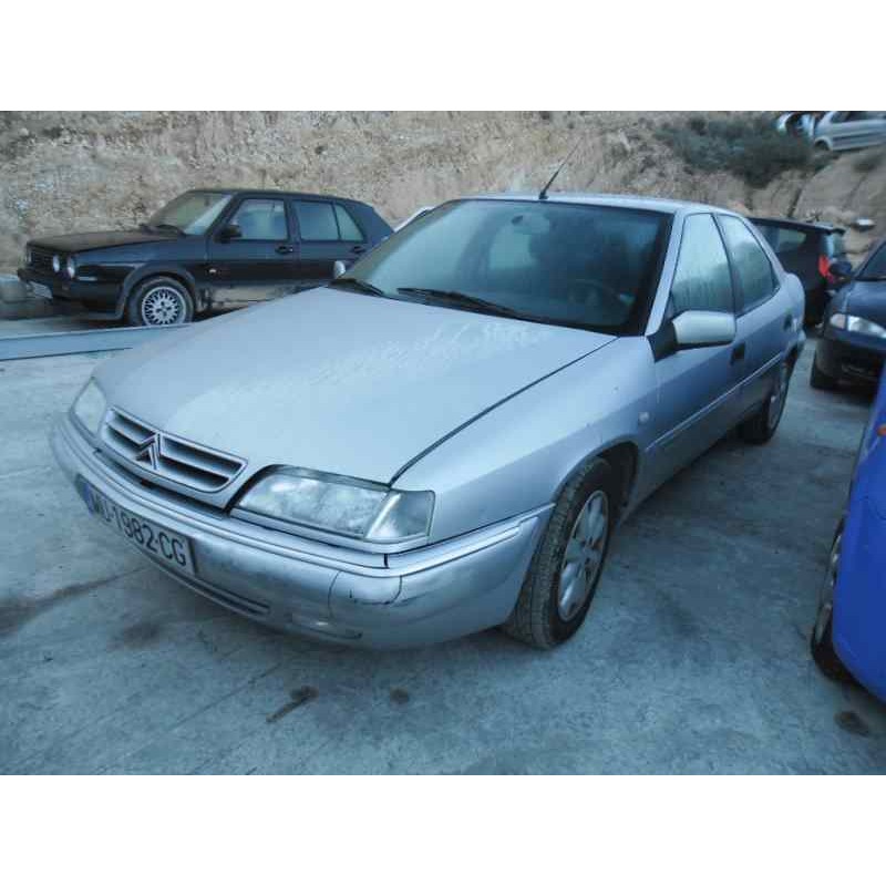 citroen xantia berlina del año 2000