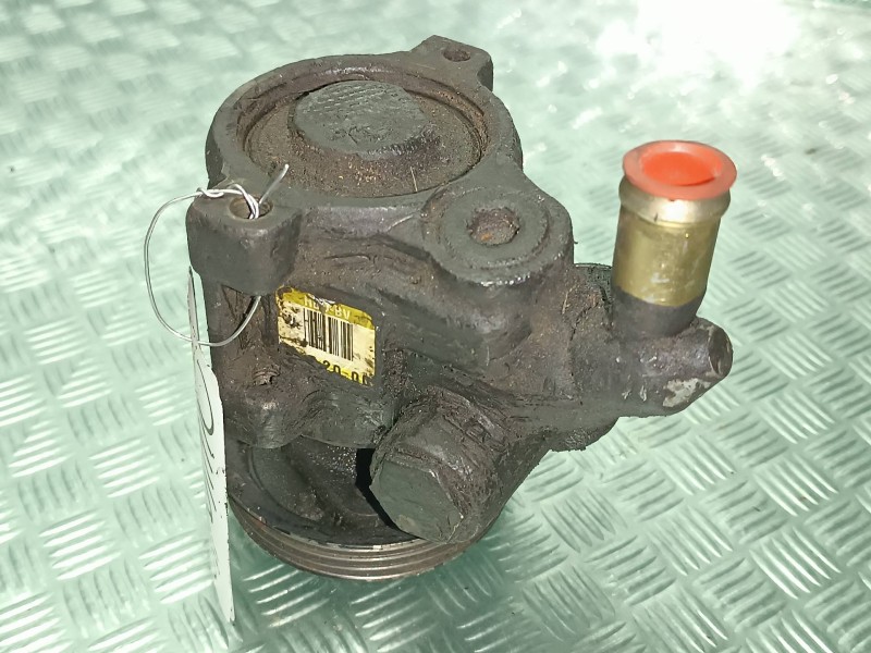 Recambio de bomba direccion para ford escort berl./turnier ghia nomade referencia OEM IAM HBDBV  