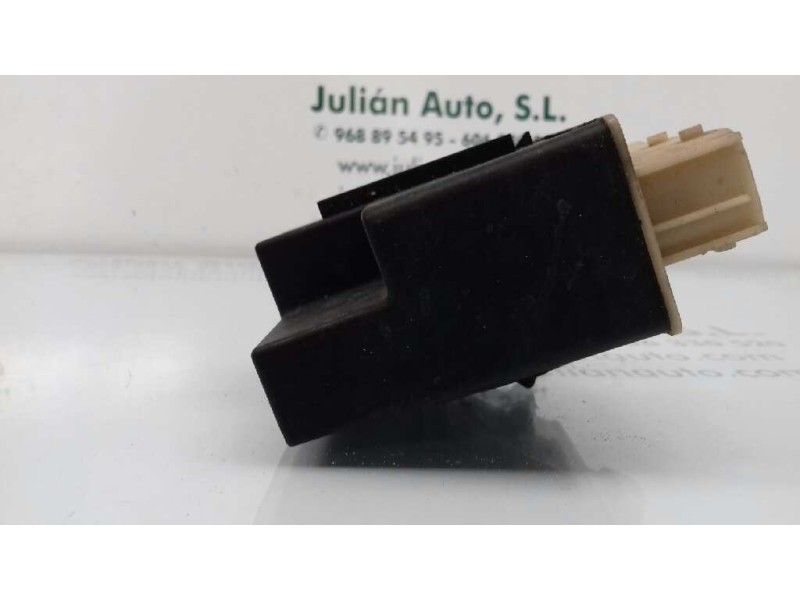 Recambio de caja precalentamiento para citroen c3 1.4 hdi sx plus referencia OEM IAM 9652021180  