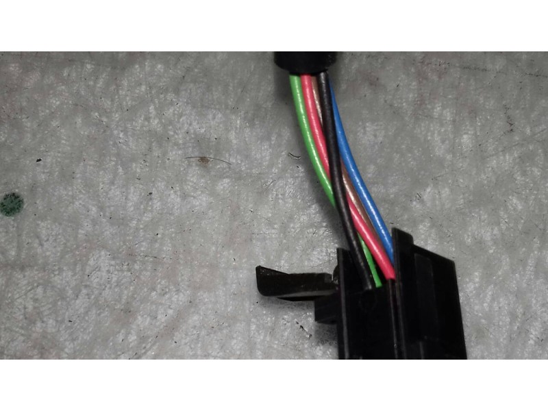 Recambio de retrovisor izquierdo para fiat 500 l (330) s-design referencia OEM IAM E8026345  ELECTRICO