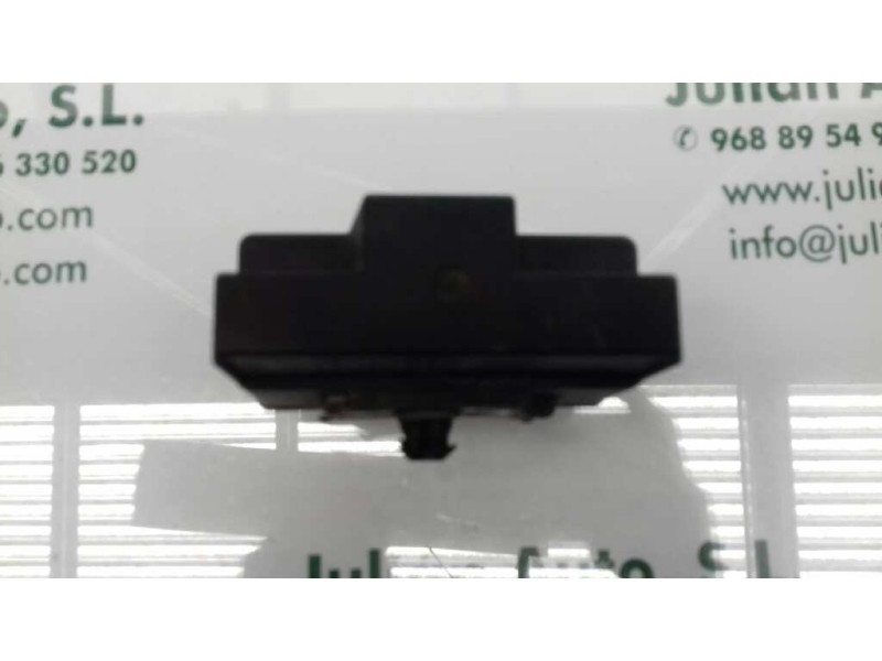 Recambio de caja precalentamiento para peugeot 207 confort referencia OEM IAM 9652021180  